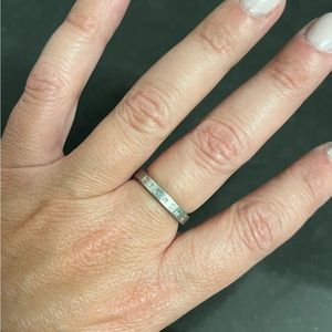 Womens’ Mantra Band Breathe Ring Size 6